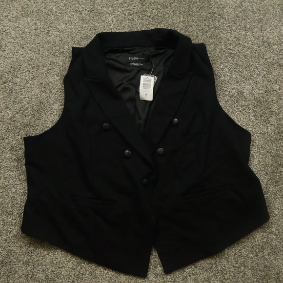 Torrid Vest Plus Size 4 4X 26  Ponte Buttoned Tailored Suit Black NWT - Picture 1 of 13